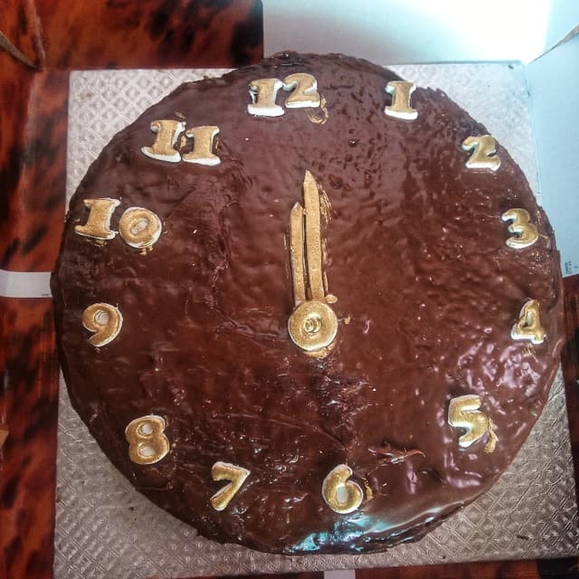 Clock Cake