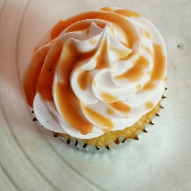 Vanilla caramel Filled cupcake