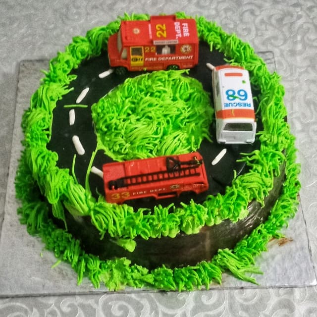 Car cake