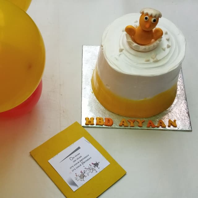 Chicken theme cake (3lbs