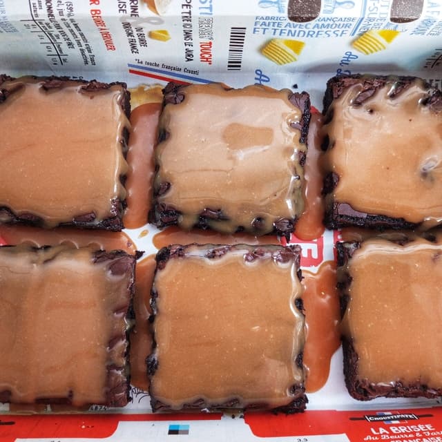 Salted Caramel fudge brownie