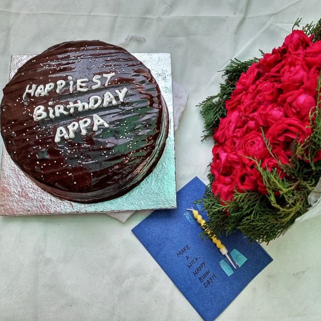 Chocolate ganache cake