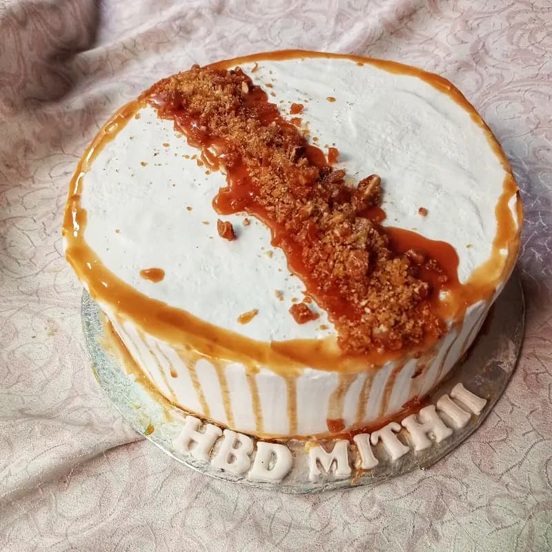 Coffee crunch cake