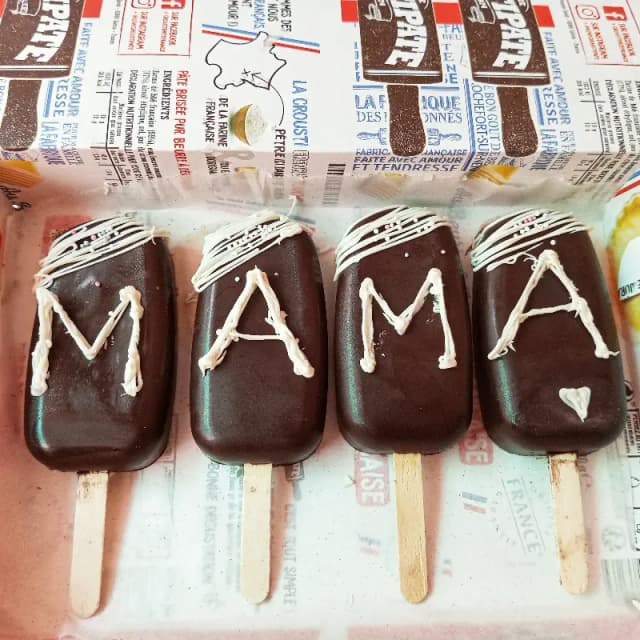 MAMA 