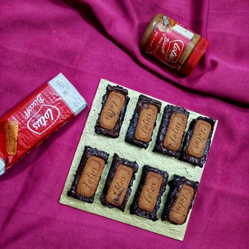 Lotus biscoff brownies