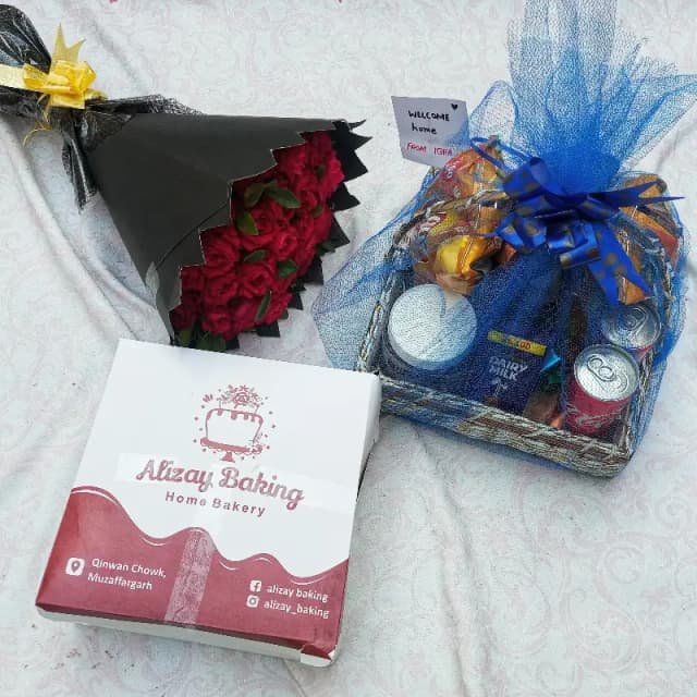 Cake With Gift Basket  & Fresh Bouquet
